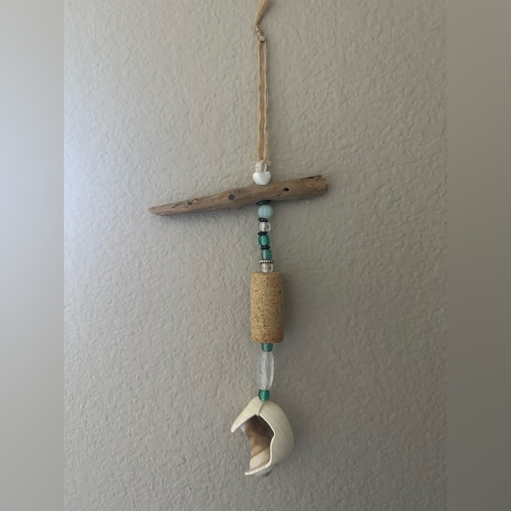 Handmade Coastal Shell & Driftwood Hanging - White & Teal